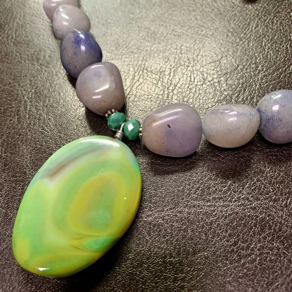 ⭐️2 for $10 Handmade Natural Stone Necklace Earrings Set - Picture 3 of 9